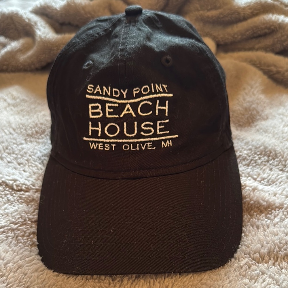 Sandy Point Beach House Hat